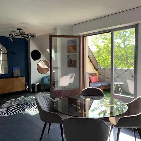 Spacieux Loft En Duplex Apartman *
